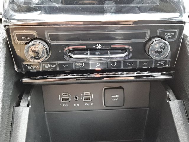 2026 Jeep Grand Cherokee L Laredo 4x2