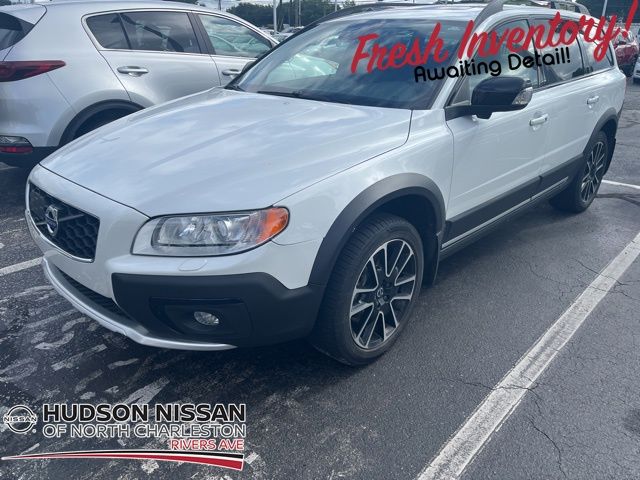 2016 Ice White Volvo XC70 T5 FWD Crossover