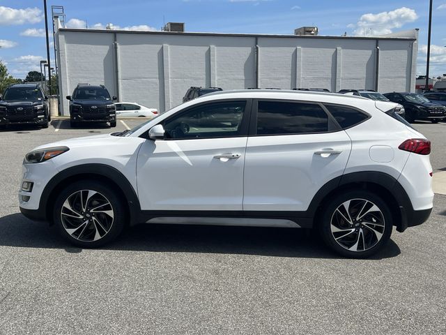 Used 2019 White Hyundai Sport image 10