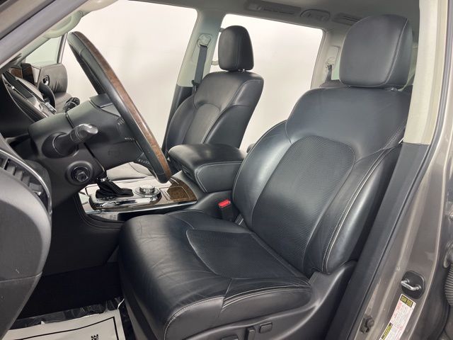 2017 INFINITI QX80 Base 18