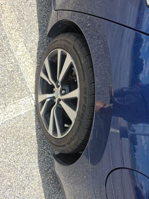 Used 2018 Blue Nissan 3.5 SV image 12
