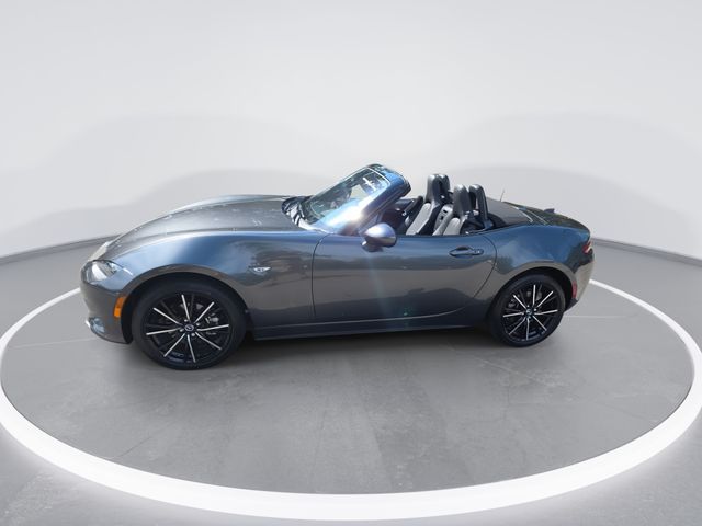 Used 2025 Gray Mazda Grand Touring image 4
