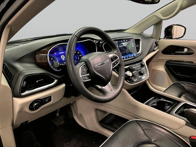 2023 Chrysler Pacifica Limited - 11