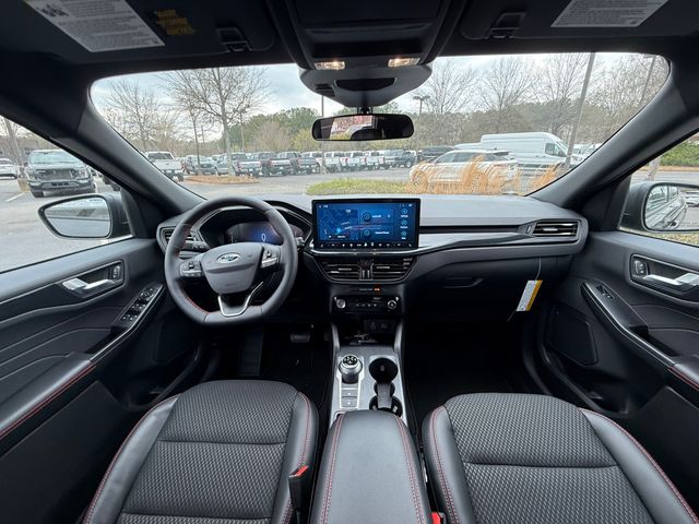2025 Ford Escape ST-Line photo