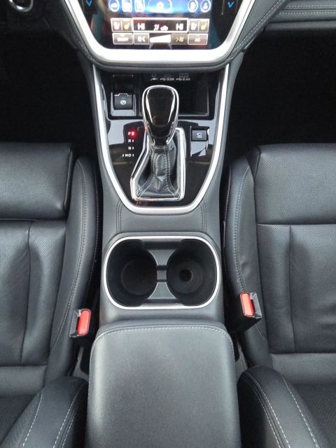 2024 Subaru Outback Touring:B02085