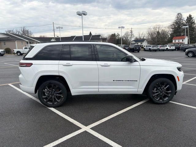 new 2026 Jeep Grand Cherokee car, priced at $48,935