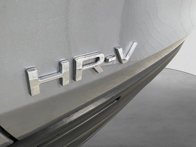 2025 Honda HR-V LX 9