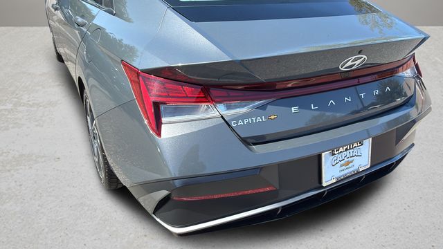 Used 2025 Gray Hyundai SEL Convenience image 38
