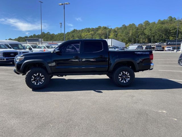 2017 Toyota Tacoma TRD Off-Road 6