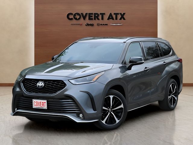 Used Car 2022 Toyota Highlander  Xse For Sale Under $35,000 In Austin, Texas