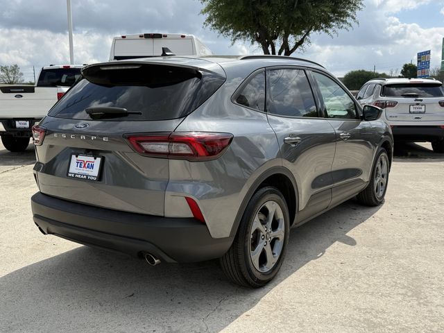 2025 Ford Escape ST-Line - 3