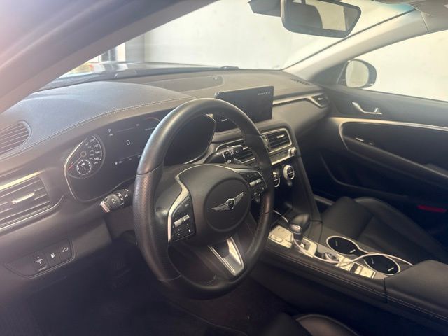 2023 Genesis G70 2.0T - 8