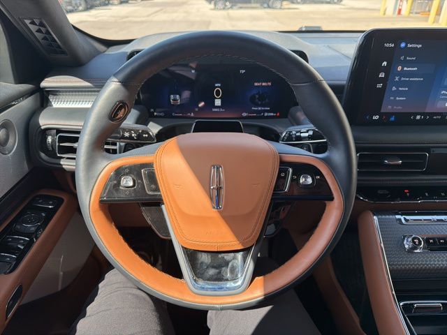 2025 White Metallic Lincoln Aviator Black Label AWD SUV