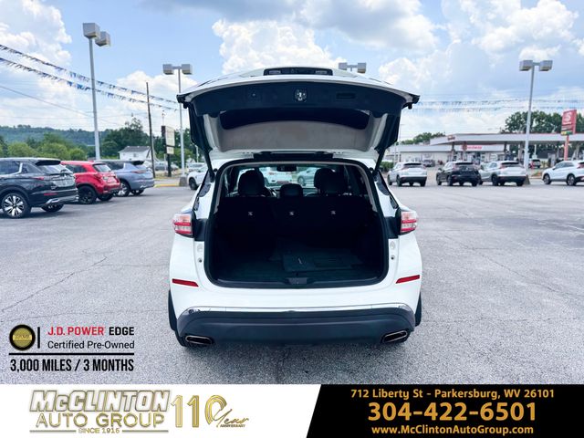 2018 White Nissan Murano SL AWD SUV