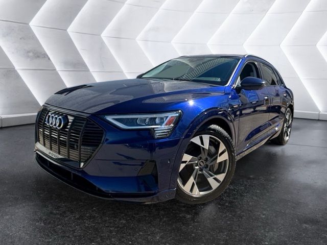 2022 Audi e-tron Premium quattro AWD