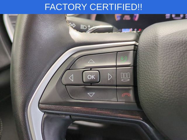 Used 2022 White Jeep Altitude image 20