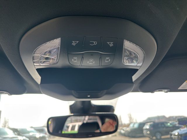 2026 Chrysler Pacifica Select - Silver Mist Clearcoat exterior view 19