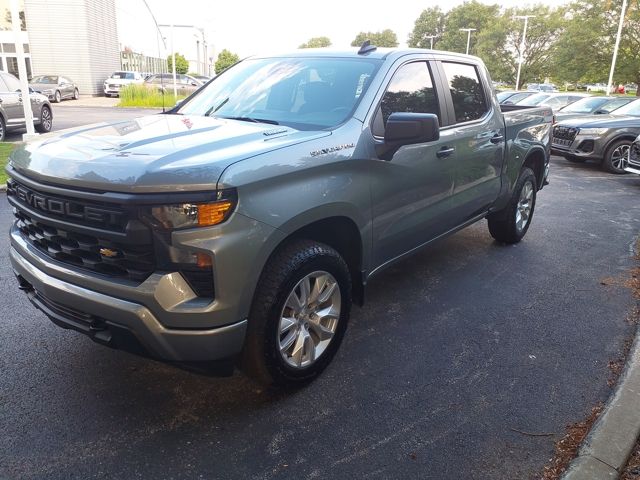 Sterling Gray Metallic 2026 Chevrolet Silverado 1500 Pickup Truck Four-Wheel Drive 8-Speed Automatic