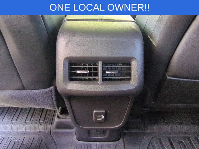 Used 2024 Silver GMC AT4 image 33