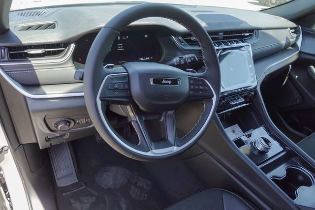 new 2025 Jeep Grand Cherokee L car, priced at $40,120