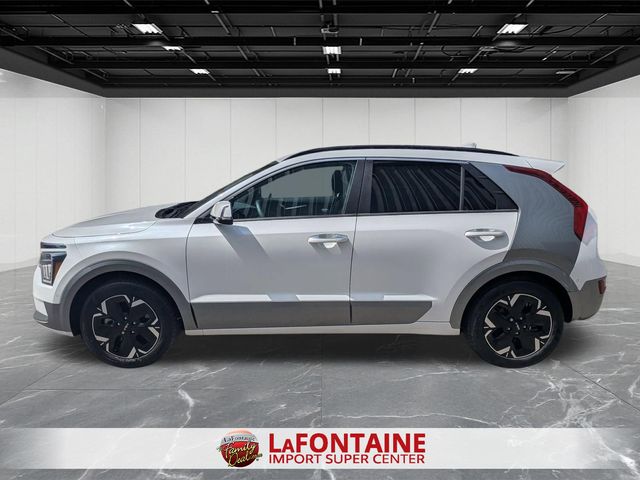 Used 2024 Kia Niro Wave with VIN KNDCT3L12R5082355 for sale in Ann Arbor, MI