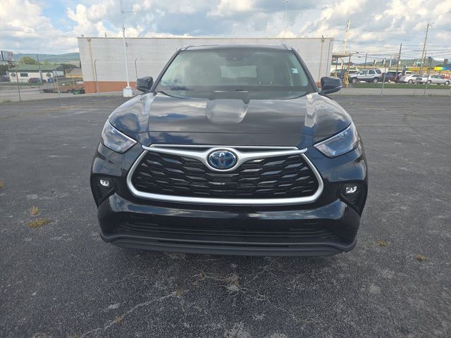 Used 2024 Toyota Highlander Hybrid SUV
