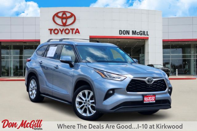 2021 Toyota Highlander Limited  at North Houston Mitsubishi