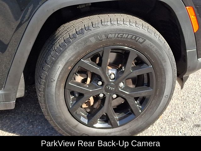 JeepGrand Cherokee L11