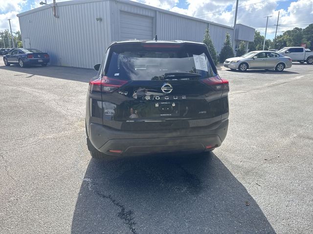 Used 2021 Black Nissan S image 6