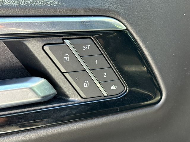 Used 2025 Chevrolet Suburban SUV