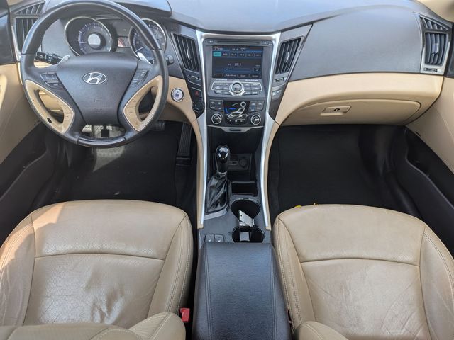 2012 Hyundai Sonata - Image 26