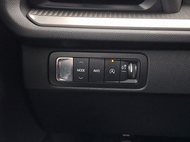 used 2025 Chevrolet Traverse car, priced at $40,550