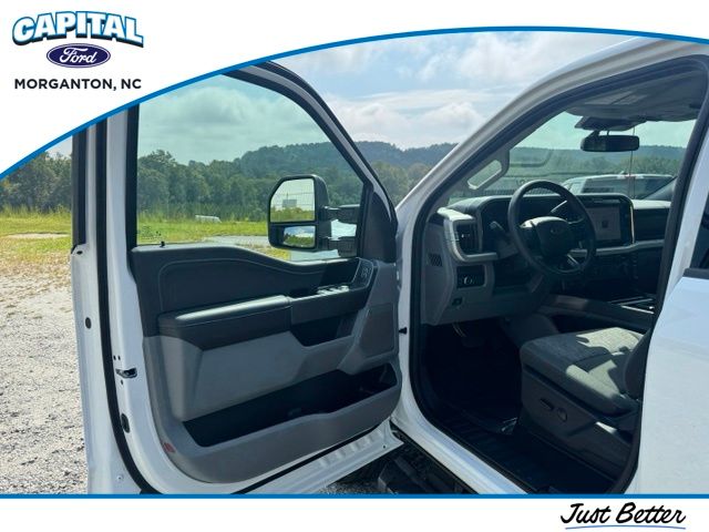 New 2026 White Ford XLT image 11