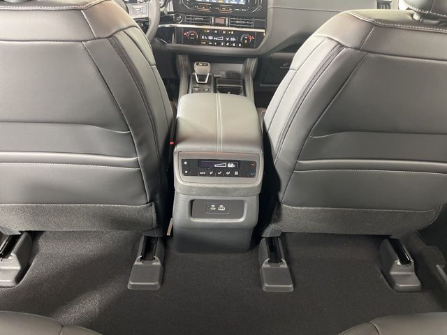 2025 Gun Metallic Nissan Pathfinder SL FWD SUV