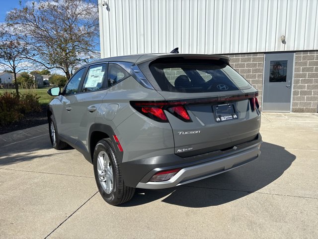 New 2026 Gray Hyundai SE image 8