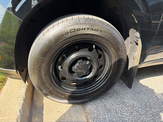 2024 Shadow Black Ford Maverick XL FWD Truck