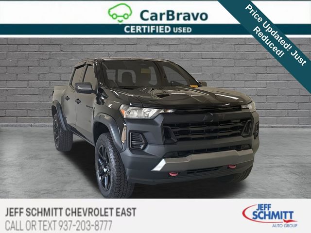 Black 2025 Chevrolet Colorado Pickup Truck Four-Wheel Drive 8-Speed Automatic