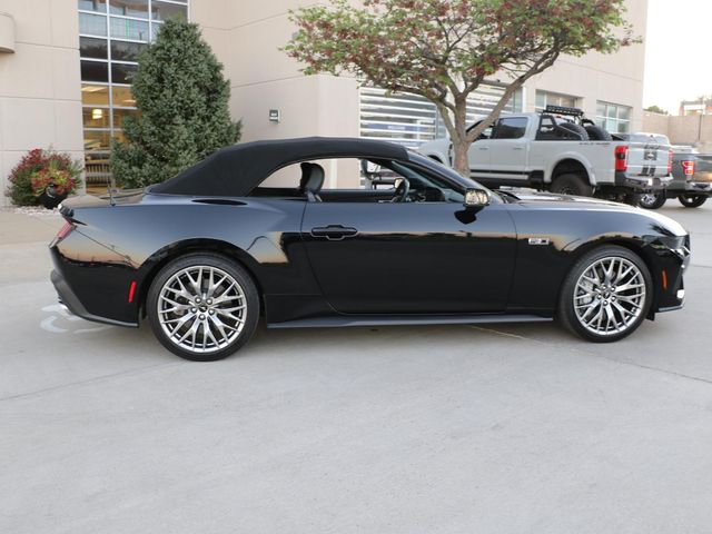 2026 Ford Mustang GT Premium Convertible - Photo 7