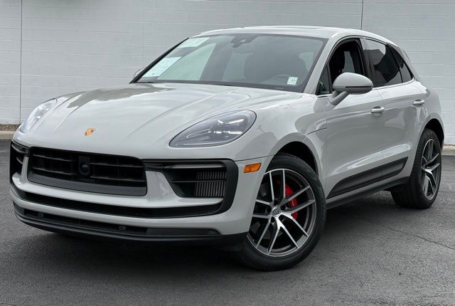 Chalk 2023 Porsche Macan S AWD SUV / Crossover All-Wheel Drive 7-Speed Automatic
