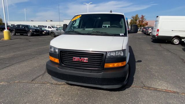 2022 GMC Savana 2500 Work Van 3