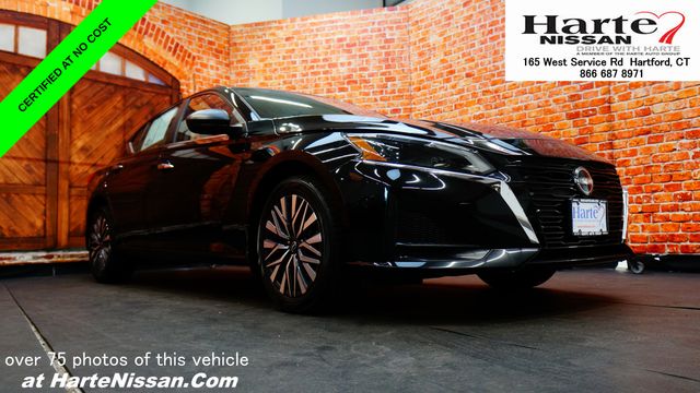 Super Black 2024 Nissan Altima Sedan All-Wheel Drive Continuously Variable Transmission