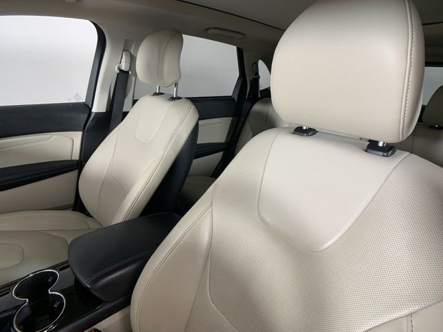 2018 Ford Edge Titanium 14