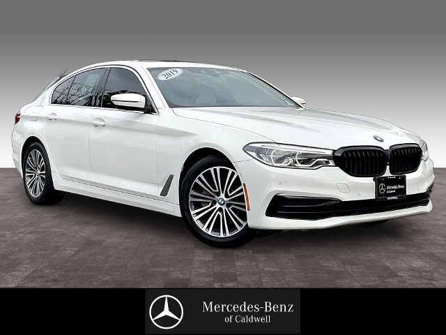 Alpine White 2019 BMW 5 Series Sedan All-Wheel Drive 8-Speed Automatic