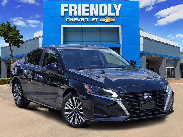 2023 Nissan Altima 2.5 SV FWD