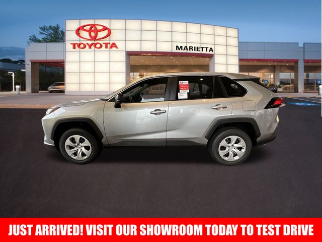 2024 Toyota RAV4 LE 2