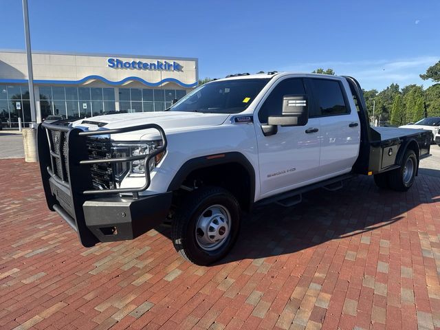 Summit White 2022 GMC Sierra 3500HD Pro Crew Cab LB 4WD Pickup Truck Four-Wheel Drive Automatic
