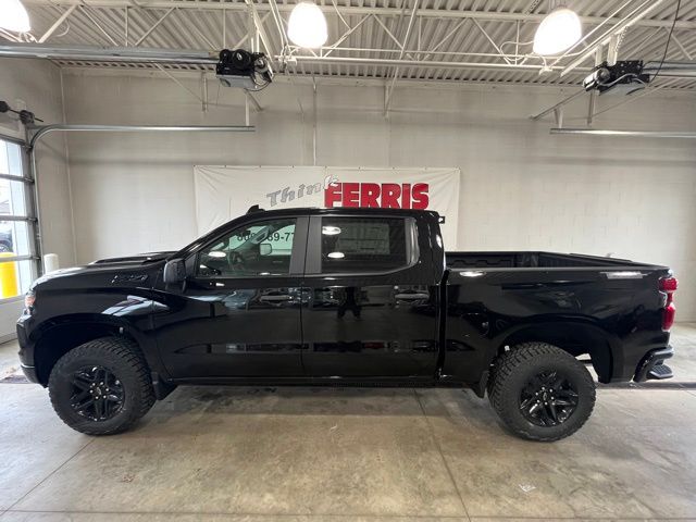 2025 Chevrolet Silverado 1500 Custom Trail Boss photo