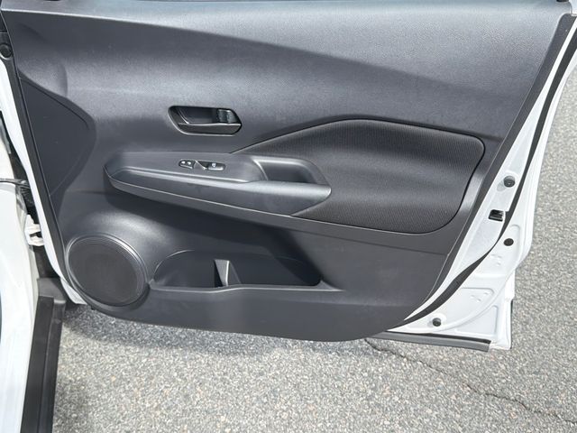 Used 2024 Nissan Kicks SUV