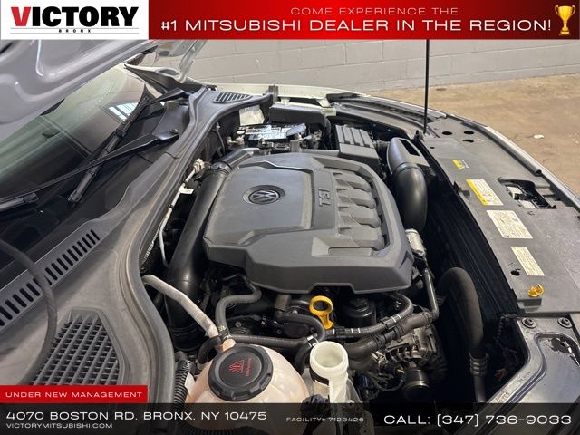 2022 Volkswagen Passat 2.0T SE photo