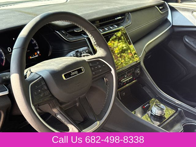 Used 2025 Jeep Grand Cherokee SUV